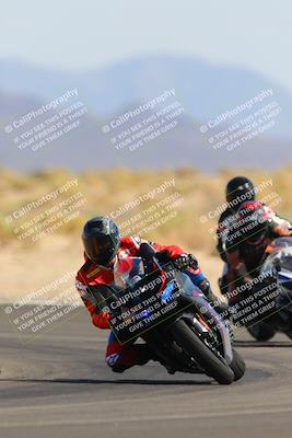 media/Oct-08-2022-SoCal Trackdays (Sat) [[1fc3beec89]]/Turn 16 (125pm)/